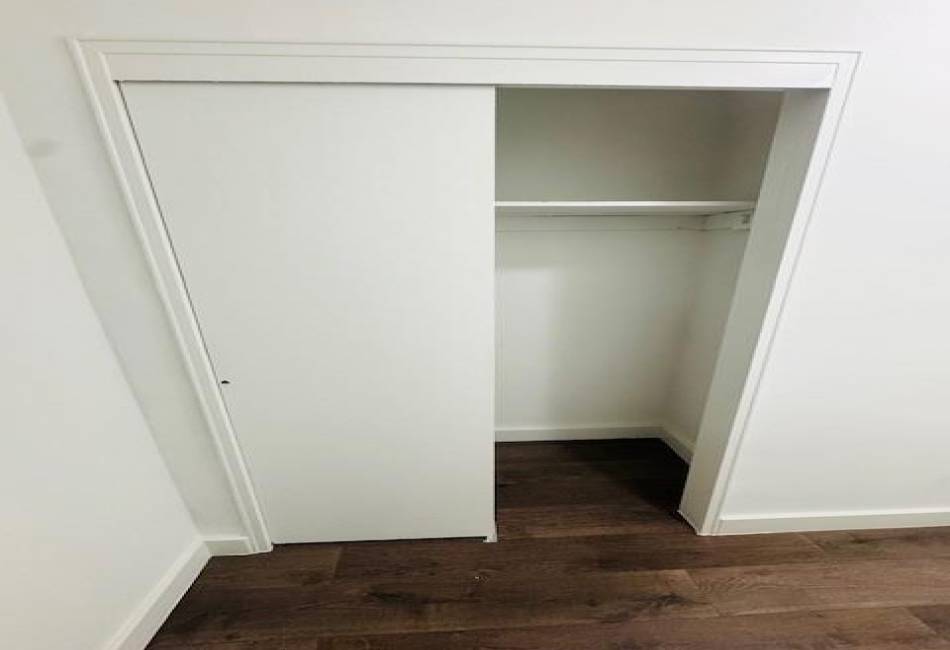 3235 Emmons Avenue, Brooklyn, New York 11235, 1 Bedroom Bedrooms, ,1 BathroomBathrooms,Residential,For Sale,Emmons,490345