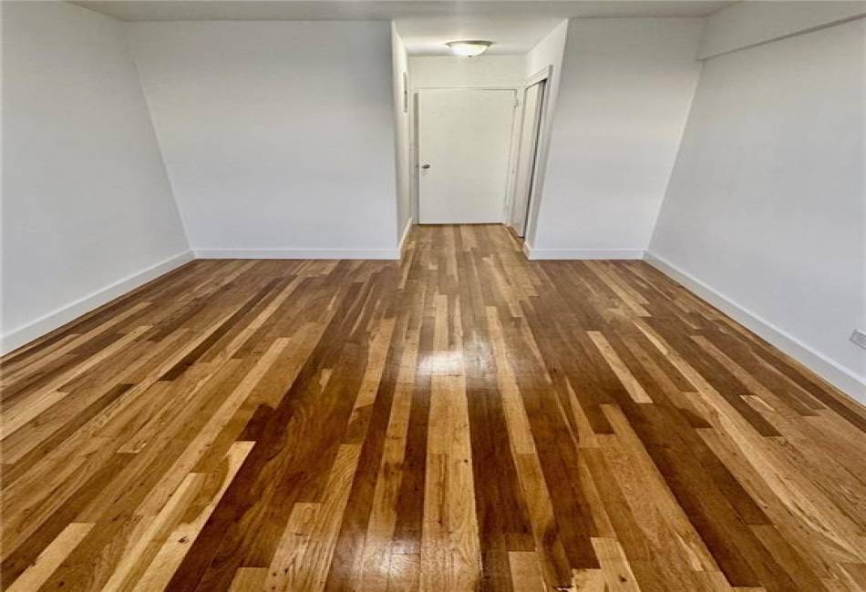 2800 Coyle Street, Sheepshead Bay, New York 11235, 2 Bedrooms Bedrooms, ,1.5 BathroomsBathrooms,Residential,For Sale,Coyle,490347