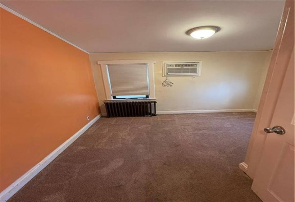 246 Dubois Avenue, Staten Island, New York 10310, 3 Bedrooms Bedrooms, ,2 BathroomsBathrooms,Residential,For Sale,Dubois,490368