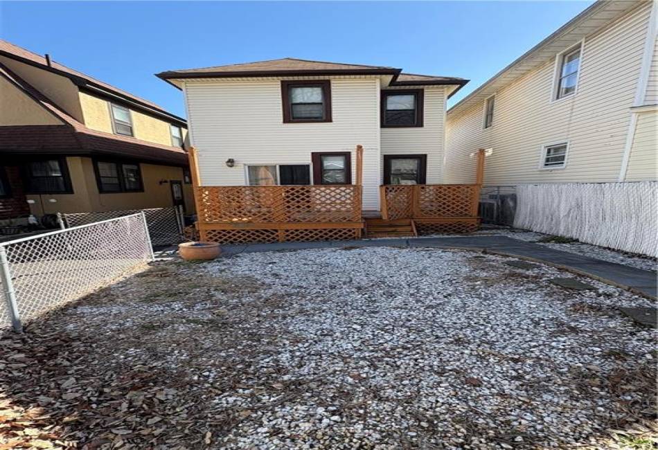 246 Dubois Avenue, Staten Island, New York 10310, 3 Bedrooms Bedrooms, ,2 BathroomsBathrooms,Residential,For Sale,Dubois,490368
