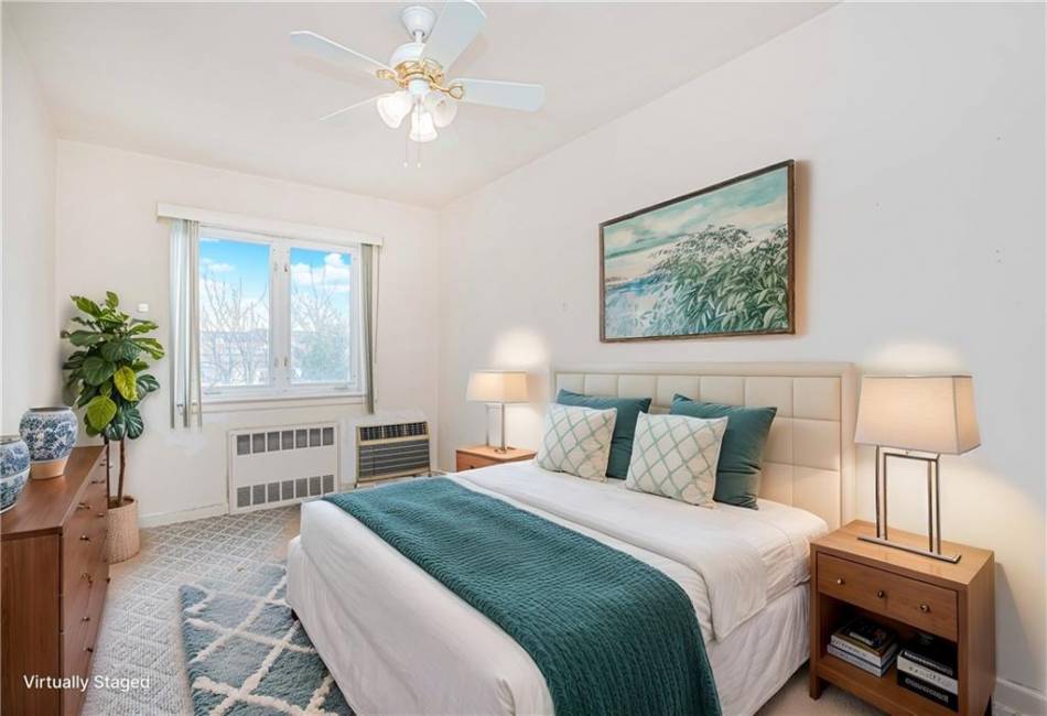 2509 29th Street, Brooklyn, New York 11235, 3 Bedrooms Bedrooms, ,3 BathroomsBathrooms,Residential,For Sale,29th,490370
