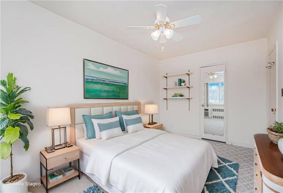 2509 29th Street, Brooklyn, New York 11235, 3 Bedrooms Bedrooms, ,3 BathroomsBathrooms,Residential,For Sale,29th,490370