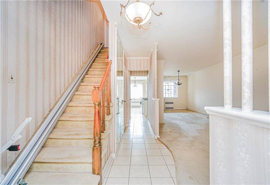 2509 29th Street, Brooklyn, New York 11235, 3 Bedrooms Bedrooms, ,3 BathroomsBathrooms,Residential,For Sale,29th,490370