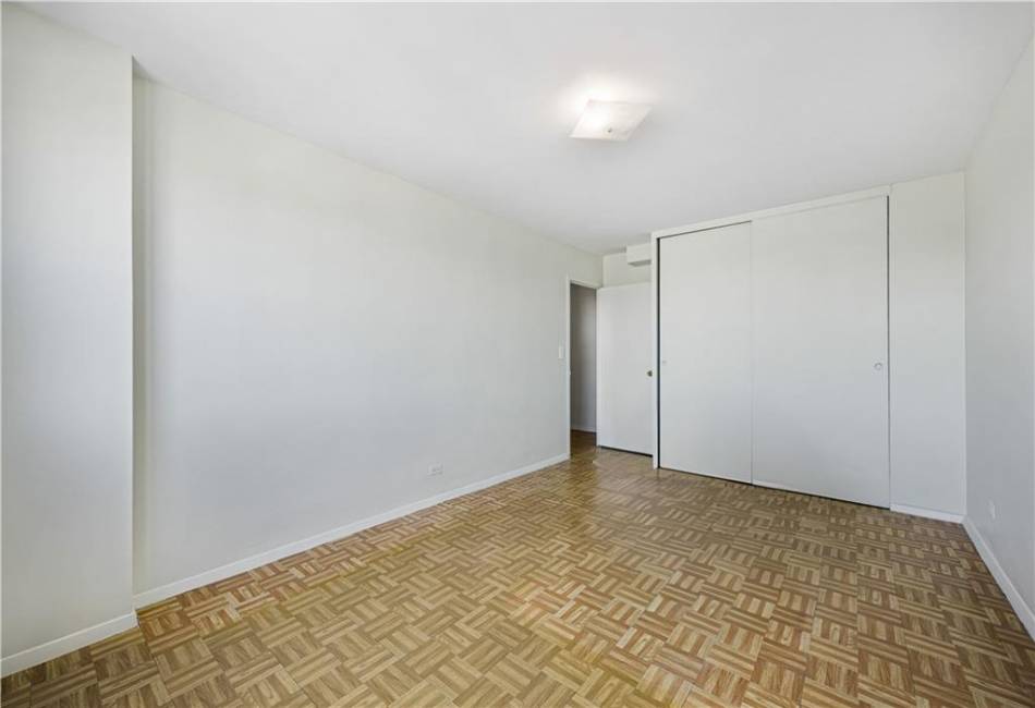 2483 16th Street, Brooklyn, New York 11214, 2 Bedrooms Bedrooms, ,1 BathroomBathrooms,Residential,For Sale,16th,490384