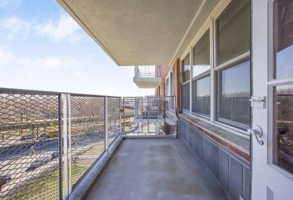 2483 16th Street, Brooklyn, New York 11214, 2 Bedrooms Bedrooms, ,1 BathroomBathrooms,Residential,For Sale,16th,490384