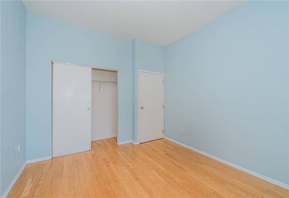 55 Oceana Drive, Brooklyn, New York 11235, 2 Bedrooms Bedrooms, ,3 BathroomsBathrooms,Residential,For Sale,Oceana,490390