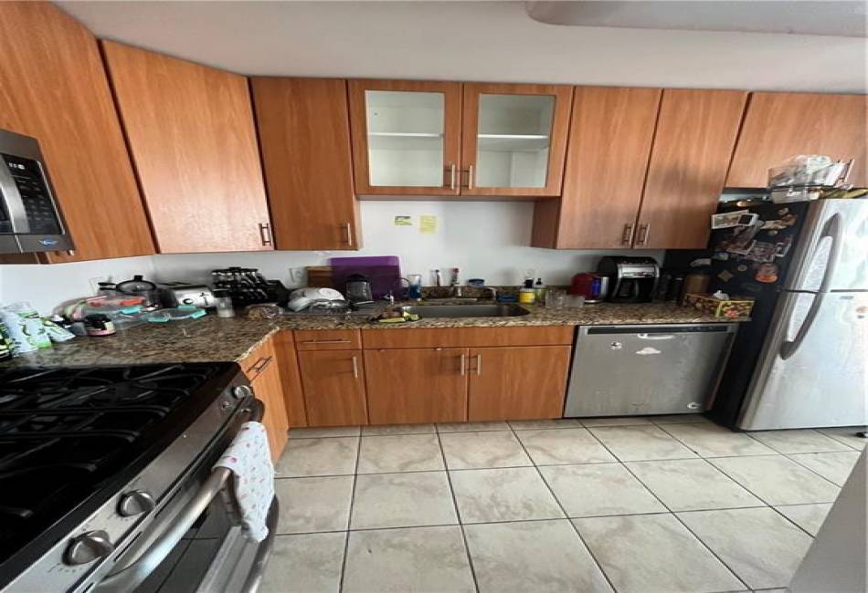55 Oceana Drive, Brooklyn, New York 11235, 2 Bedrooms Bedrooms, ,3 BathroomsBathrooms,Residential,For Sale,Oceana,490390