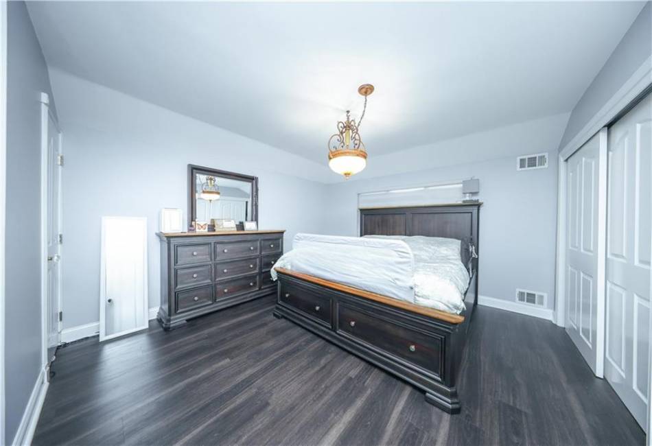 78 Darnell Lane, Staten Island, New York 10309, 4 Bedrooms Bedrooms, ,Residential,For Sale,Darnell,490391