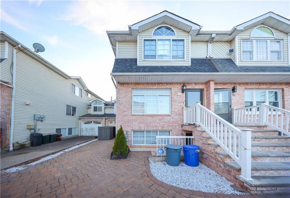 78 Darnell Lane, Staten Island, New York 10309, 4 Bedrooms Bedrooms, ,Residential,For Sale,Darnell,490391