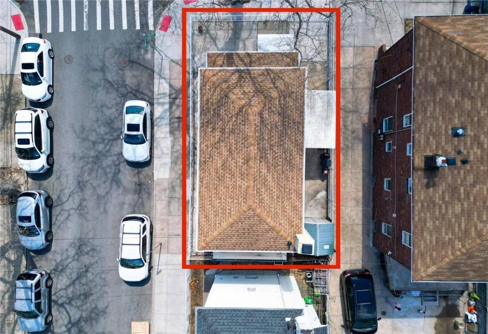 159 Avenue V, Brooklyn, New York 11223, 4 Bedrooms Bedrooms, ,3 BathroomsBathrooms,Residential,For Sale,Avenue V,490398