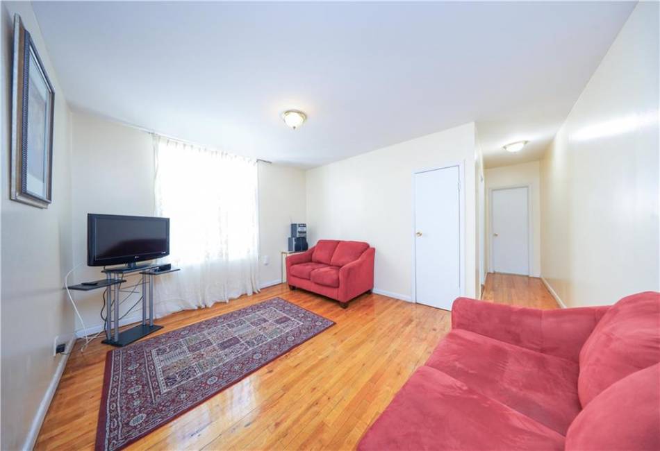 6915 14th Avenue, Brooklyn, New York 11228, 5 Bedrooms Bedrooms, ,5 BathroomsBathrooms,Residential,For Sale,14th,490400