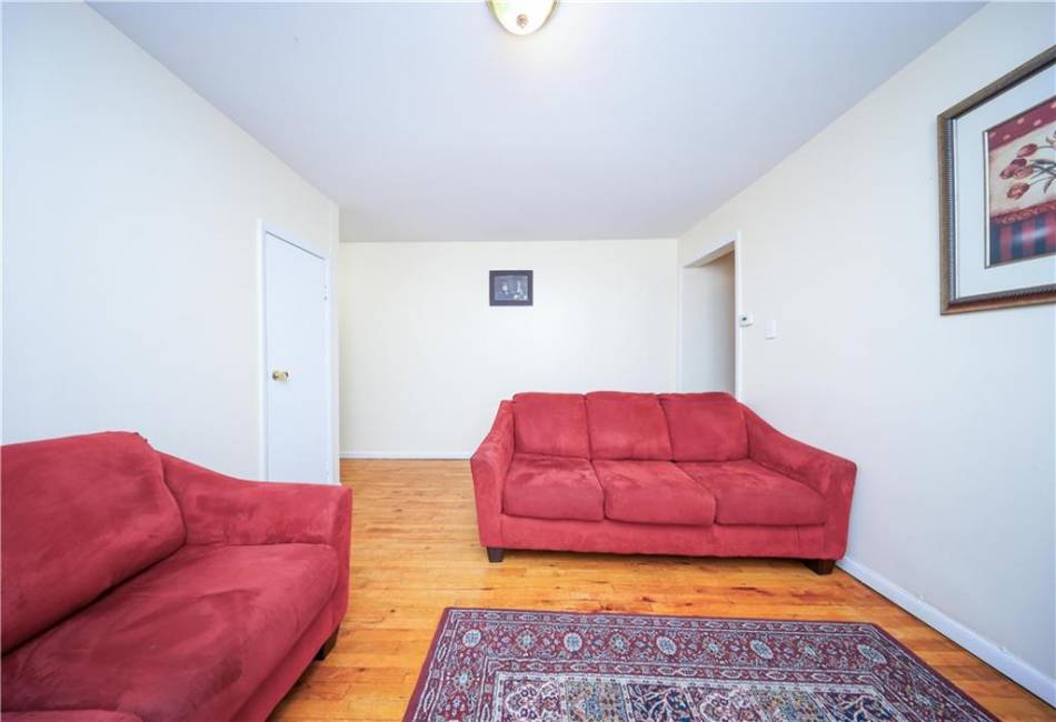 6915 14th Avenue, Brooklyn, New York 11228, 5 Bedrooms Bedrooms, ,5 BathroomsBathrooms,Residential,For Sale,14th,490400