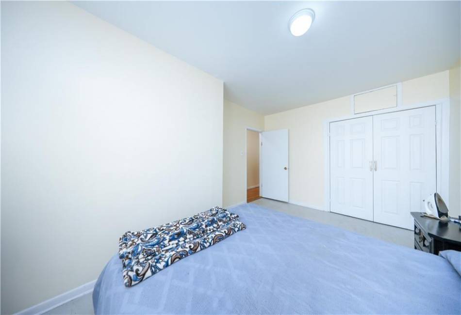 6915 14th Avenue, Brooklyn, New York 11228, 5 Bedrooms Bedrooms, ,5 BathroomsBathrooms,Residential,For Sale,14th,490400