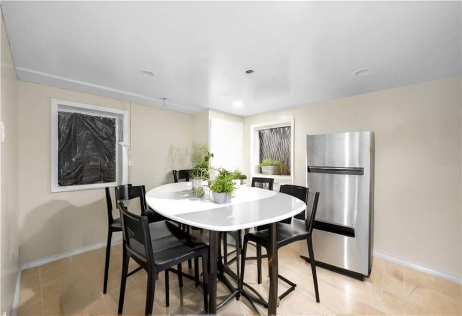 1496 95th Street, Brooklyn, New York 11236, 5 Bedrooms Bedrooms, ,5 BathroomsBathrooms,Residential,For Sale,95th,490242