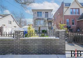 3816 Avenue R, Brooklyn, New York 11234, 4 Bedrooms Bedrooms, ,4 BathroomsBathrooms,Residential,For Sale,Avenue R,490294