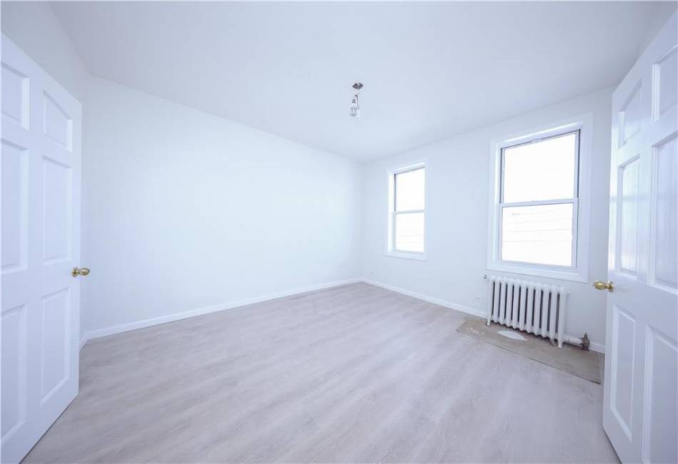 1372 Rockaway Parkway, Brooklyn, New York 11236, ,Mixed Use,For Sale,Rockaway,490404