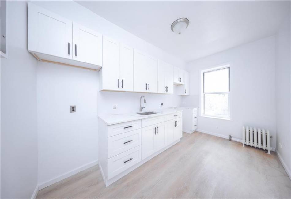 1372 Rockaway Parkway, Brooklyn, New York 11236, ,Mixed Use,For Sale,Rockaway,490404