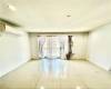 6538 Austin Street, Rego Park, New York 11374, 2 Bedrooms Bedrooms, ,2 BathroomsBathrooms,Residential,For Sale,Austin,490418