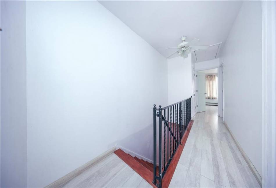 2121 17th Street, Brooklyn, New York 11229, 3 Bedrooms Bedrooms, ,3 BathroomsBathrooms,Residential,For Sale,17th,490417