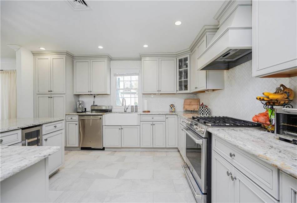 47 Ravenna Street, Staten Island, New York 10312, 3 Bedrooms Bedrooms, ,3 BathroomsBathrooms,Residential,For Sale,Ravenna,490419