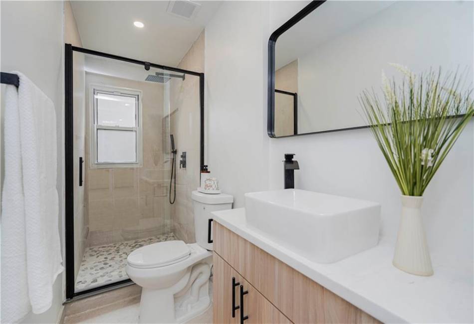 23 Bancroft Avenue, Staten Island, New York 10306, 7 Bedrooms Bedrooms, ,5 BathroomsBathrooms,Residential,For Sale,Bancroft,490421
