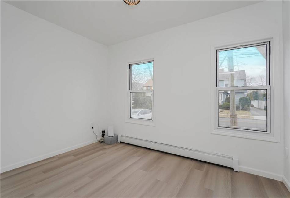 23 Bancroft Avenue, Staten Island, New York 10306, 7 Bedrooms Bedrooms, ,5 BathroomsBathrooms,Residential,For Sale,Bancroft,490421