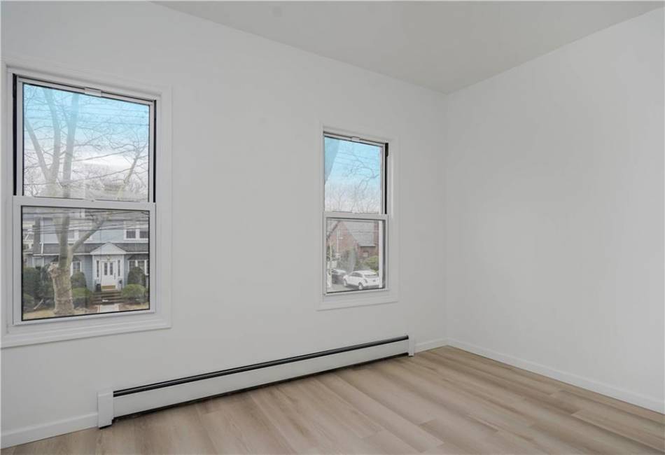 23 Bancroft Avenue, Staten Island, New York 10306, 7 Bedrooms Bedrooms, ,5 BathroomsBathrooms,Residential,For Sale,Bancroft,490421