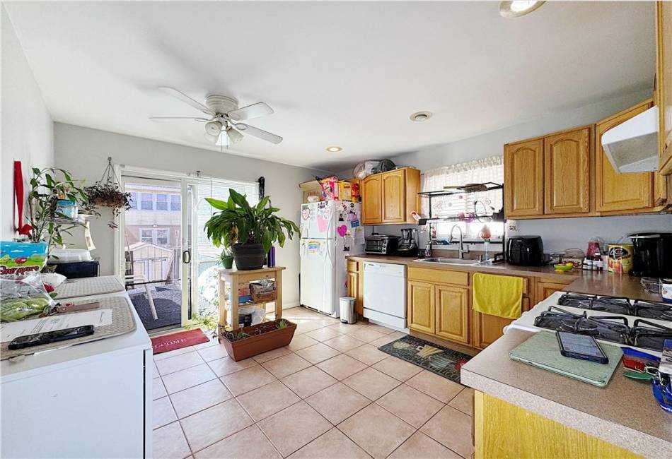 20A Buel Avenue, Brooklyn, New York 10304, 3 Bedrooms Bedrooms, ,3 BathroomsBathrooms,Residential,For Sale,Buel,490425