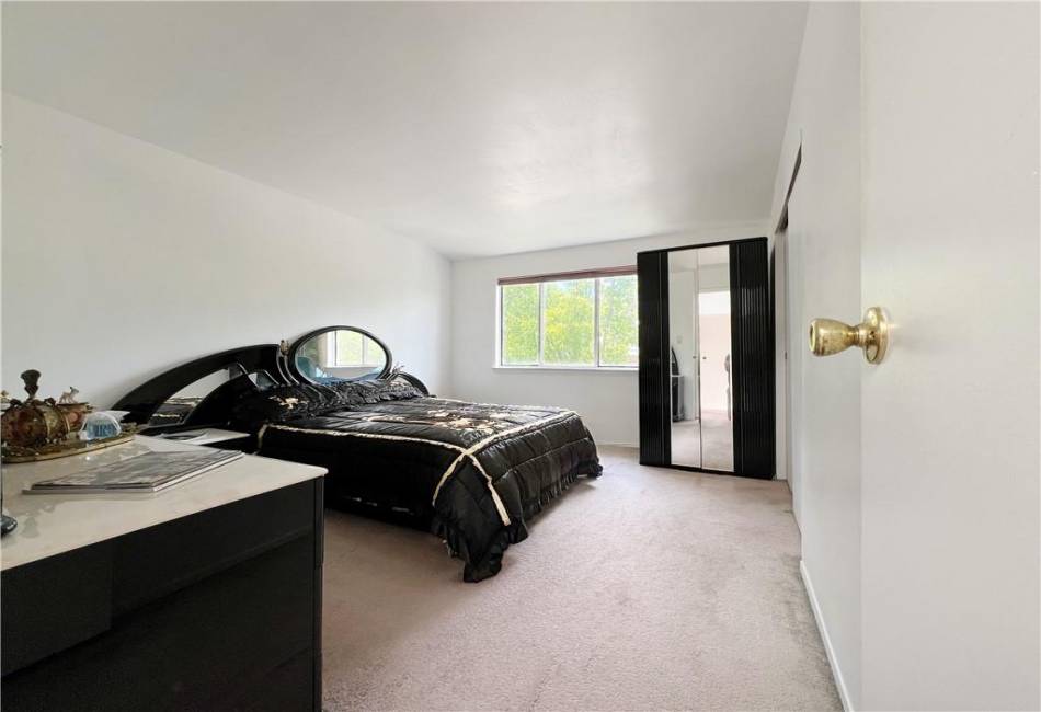 719 Correll Avenue, Staten Island, New York 10309, 2 Bedrooms Bedrooms, ,3 BathroomsBathrooms,Residential,For Sale,Correll,490429