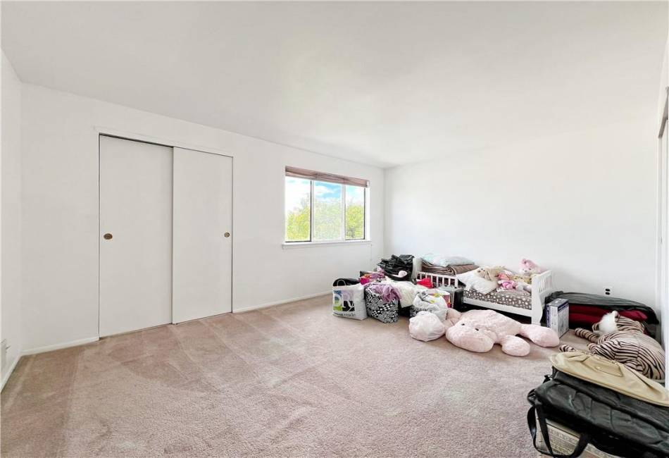 719 Correll Avenue, Staten Island, New York 10309, 2 Bedrooms Bedrooms, ,3 BathroomsBathrooms,Residential,For Sale,Correll,490429