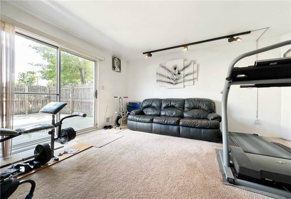 719 Correll Avenue, Staten Island, New York 10309, 2 Bedrooms Bedrooms, ,3 BathroomsBathrooms,Residential,For Sale,Correll,490429