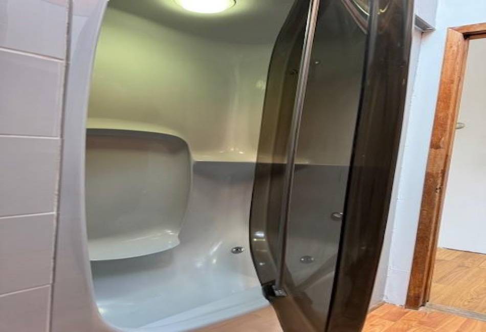 81 Dictum Court, Brooklyn, New York 11229, 2 Bedrooms Bedrooms, ,2 BathroomsBathrooms,Residential,For Sale,Dictum,490403