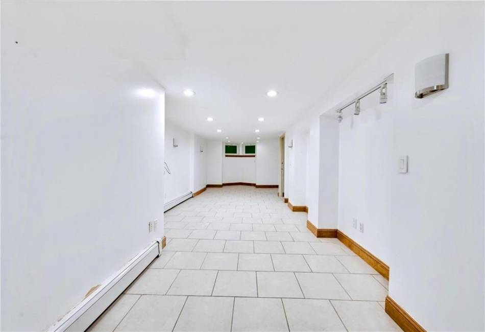 64 7th Avenue, Brooklyn, New York 11217, ,Commercial,For Sale,7th,490433