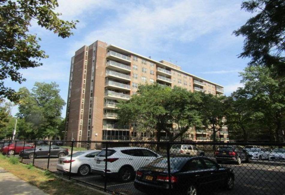 12399 Flatlands Avenue, Brooklyn, New York 11207, 2 Bedrooms Bedrooms, ,1 BathroomBathrooms,Residential,For Sale,Flatlands,490436