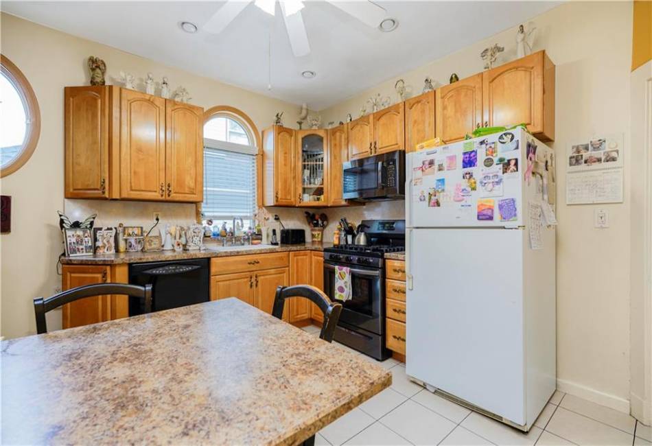 129 Hamden Avenue, Staten Island, New York 10306, 4 Bedrooms Bedrooms, ,2 BathroomsBathrooms,Residential,For Sale,Hamden,490451