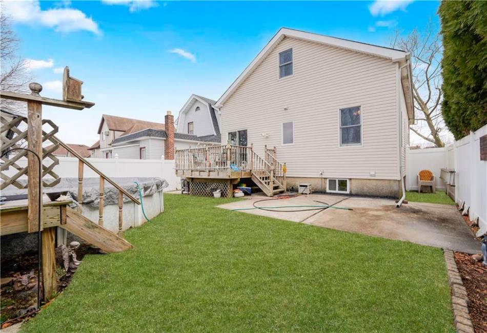 129 Hamden Avenue, Staten Island, New York 10306, 4 Bedrooms Bedrooms, ,2 BathroomsBathrooms,Residential,For Sale,Hamden,490451