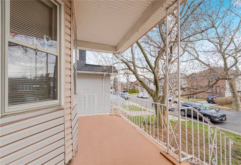 129 Hamden Avenue, Staten Island, New York 10306, 4 Bedrooms Bedrooms, ,2 BathroomsBathrooms,Residential,For Sale,Hamden,490451