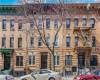 33 Furman Avenue, Brooklyn, New York 11208, 12 Bedrooms Bedrooms, ,6 BathroomsBathrooms,Residential,For Sale,Furman,490363