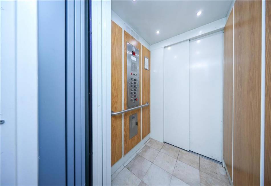 2679 24th Street, Brooklyn, New York 11235, 3 Bedrooms Bedrooms, ,2 BathroomsBathrooms,Residential,For Sale,24th,490434