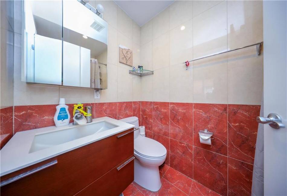 2679 24th Street, Brooklyn, New York 11235, 3 Bedrooms Bedrooms, ,2 BathroomsBathrooms,Residential,For Sale,24th,490434