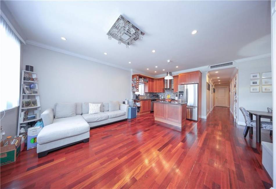 2679 24th Street, Brooklyn, New York 11235, 3 Bedrooms Bedrooms, ,2 BathroomsBathrooms,Residential,For Sale,24th,490434