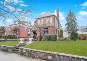 8044 Narrows Avenue, Brooklyn, New York 11209, 5 Bedrooms Bedrooms, ,5 BathroomsBathrooms,Residential,For Sale,Narrows,490440
