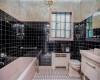 8044 Narrows Avenue, Brooklyn, New York 11209, 5 Bedrooms Bedrooms, ,5 BathroomsBathrooms,Residential,For Sale,Narrows,490440
