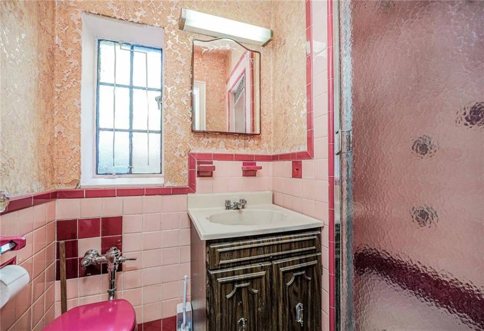 8044 Narrows Avenue, Brooklyn, New York 11209, 5 Bedrooms Bedrooms, ,5 BathroomsBathrooms,Residential,For Sale,Narrows,490440