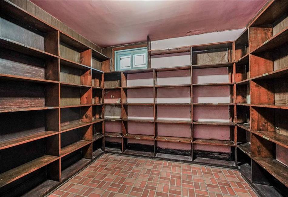 8044 Narrows Avenue, Brooklyn, New York 11209, 5 Bedrooms Bedrooms, ,5 BathroomsBathrooms,Residential,For Sale,Narrows,490440