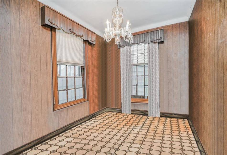 8044 Narrows Avenue, Brooklyn, New York 11209, 5 Bedrooms Bedrooms, ,5 BathroomsBathrooms,Residential,For Sale,Narrows,490440