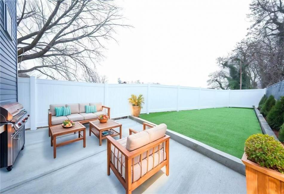 14 Prospect Avenue, Staten Island, New York 10301, 4 Bedrooms Bedrooms, ,2 BathroomsBathrooms,Residential,For Sale,Prospect,490445