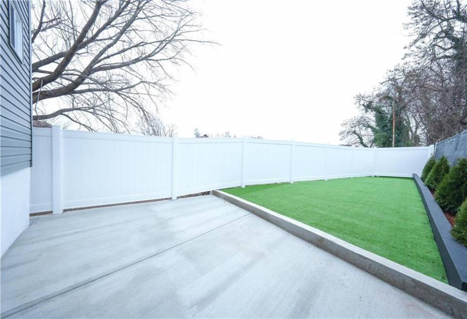 14 Prospect Avenue, Staten Island, New York 10301, 4 Bedrooms Bedrooms, ,2 BathroomsBathrooms,Residential,For Sale,Prospect,490445