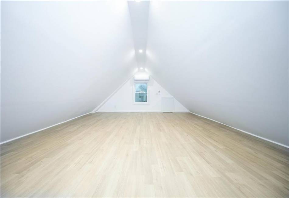 14 Prospect Avenue, Staten Island, New York 10301, 4 Bedrooms Bedrooms, ,2 BathroomsBathrooms,Residential,For Sale,Prospect,490445