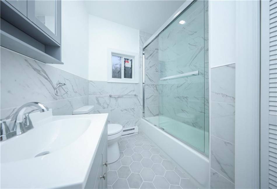 14 Prospect Avenue, Staten Island, New York 10301, 4 Bedrooms Bedrooms, ,2 BathroomsBathrooms,Residential,For Sale,Prospect,490445
